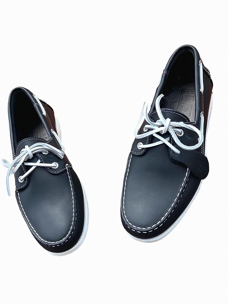 Zapatos en tipo nautico