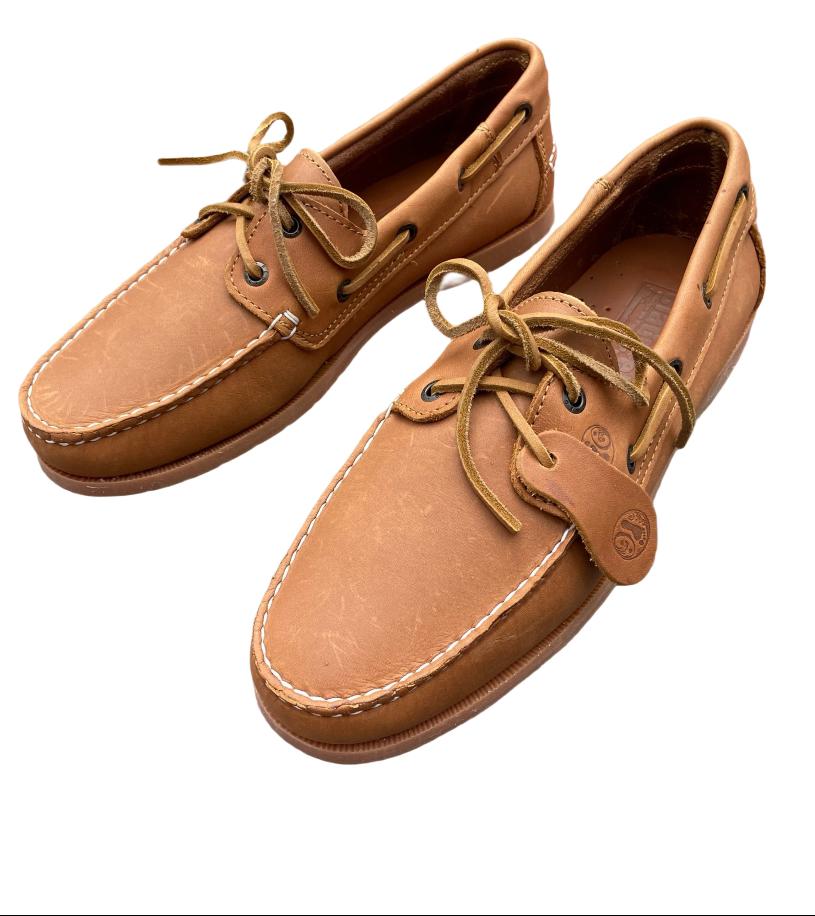 Zapatos en tipo nautico